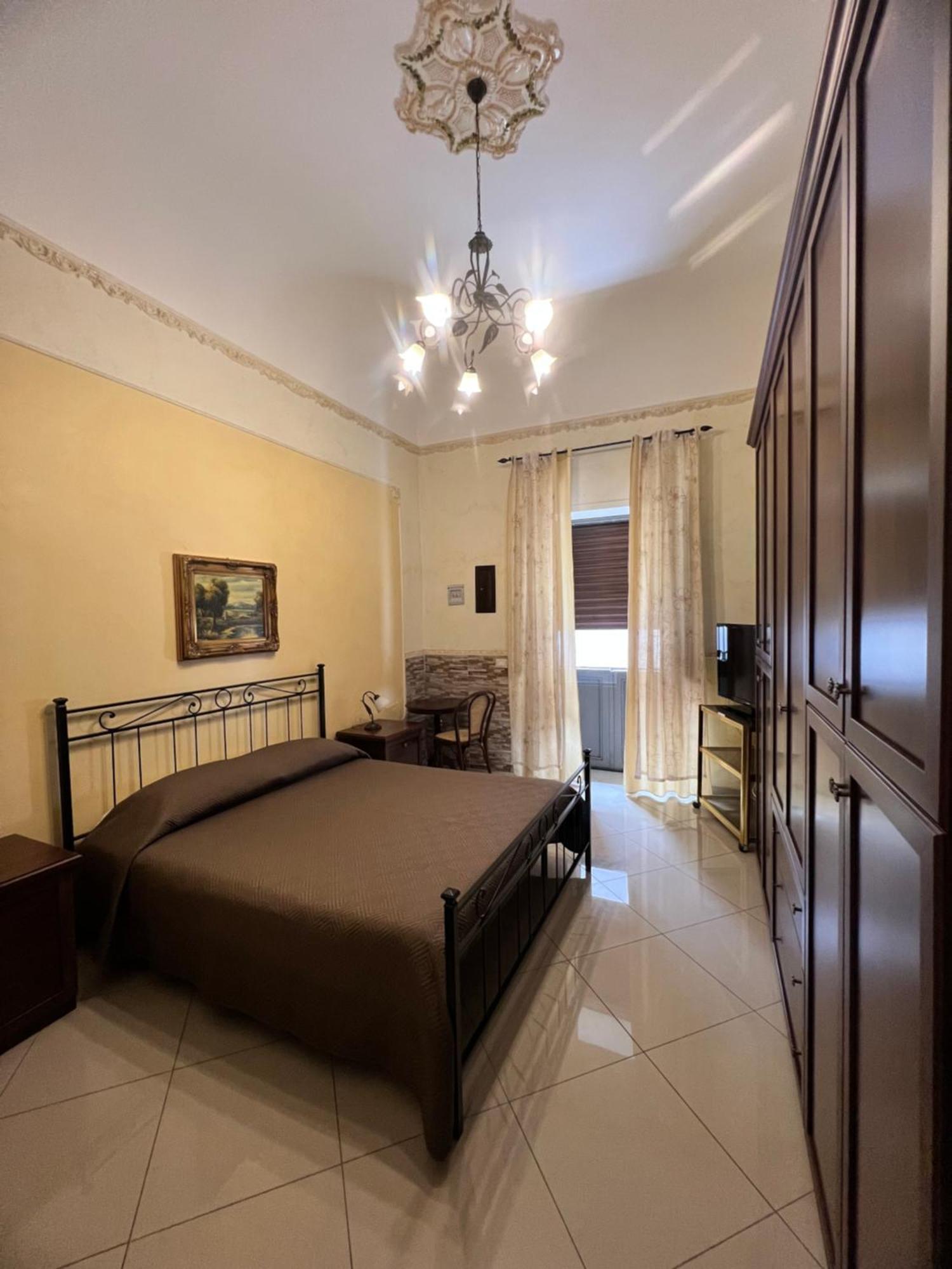 De Lorenzo 21 Apartment Катанія Екстер'єр фото